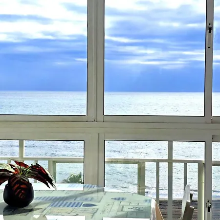 Apartment Sea Front